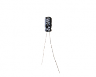 47 uF 16V Through Hole Electrolytic Capacitor (Pack of 40)