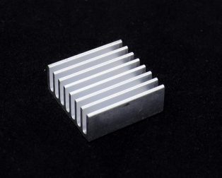 Heat Sink (25 x 25 x 10 mm)