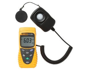 Fluke 941 Digital Lux Meter,Measuring Range up to 20000 lux.